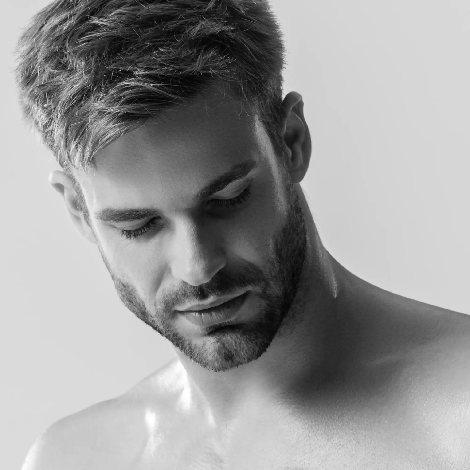 ENTDECKEN SIE DIE INTENSIVE HAARAUSFALL-ROUTINE